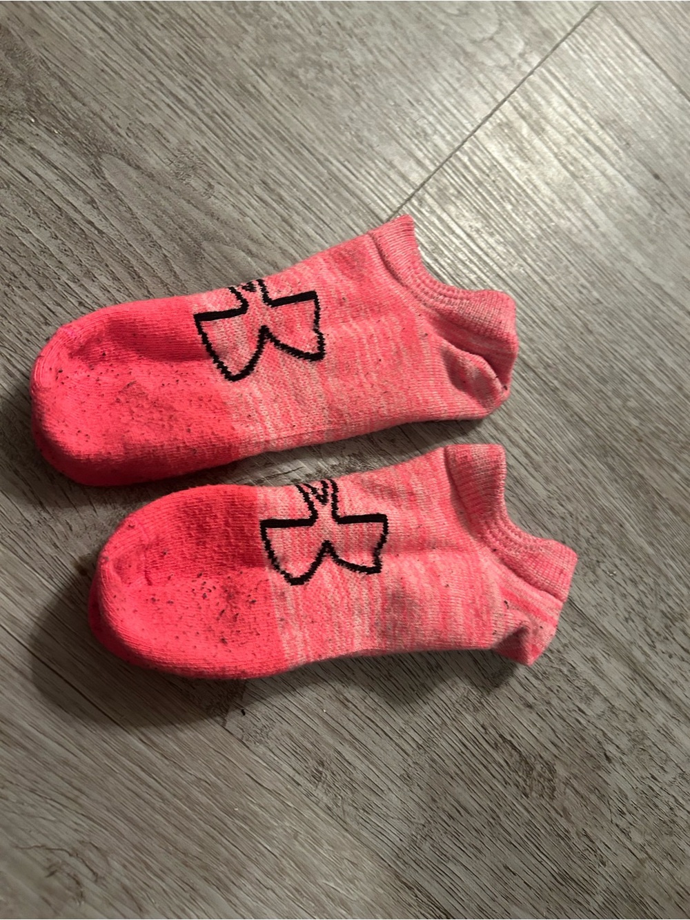 💕Under Armour Youth Pink Ombre No-Show
Socks 💕